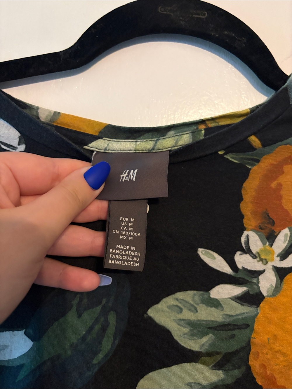 H&M T Shirt Black Floral Hawaiian. Size US M. Men's Oranges Print Citrus - Picture 2 of 3